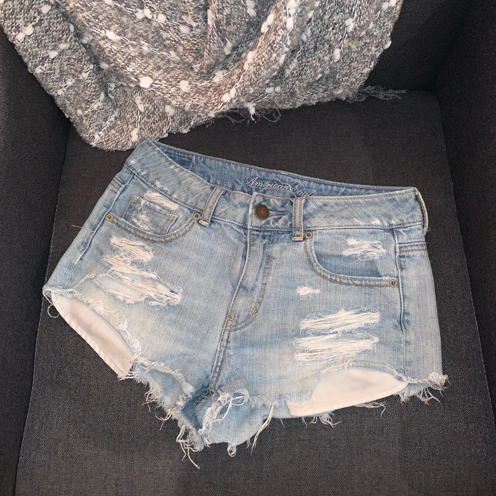 American eagle high wasted distressed shorts 4